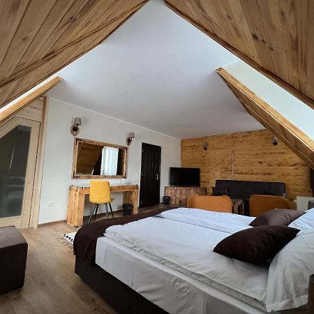 Nicole Hotel & Restaurant Самоков Екстер'єр фото